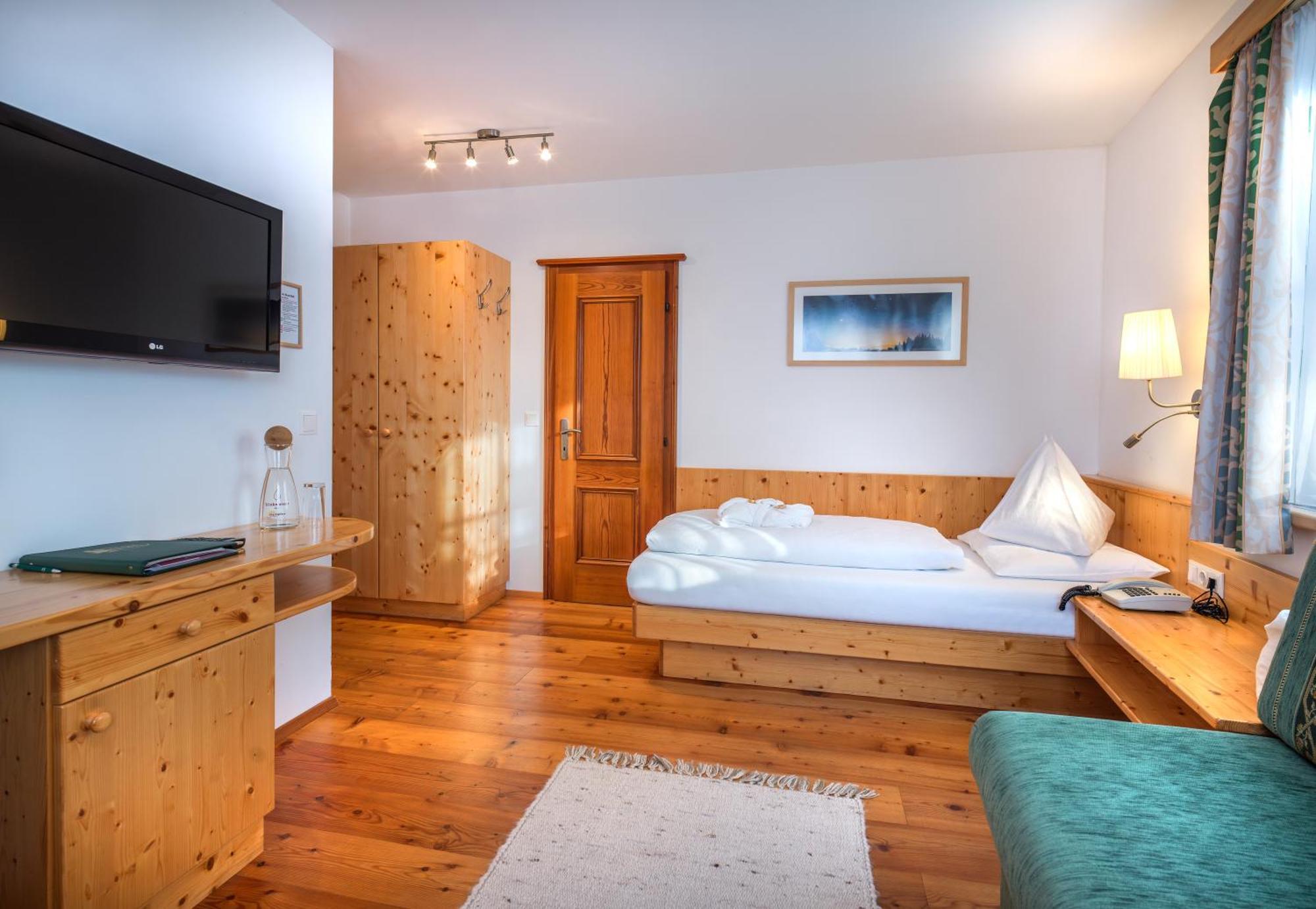 Hotel Haeuserl Im Wald ماريابفار المظهر الخارجي الصورة