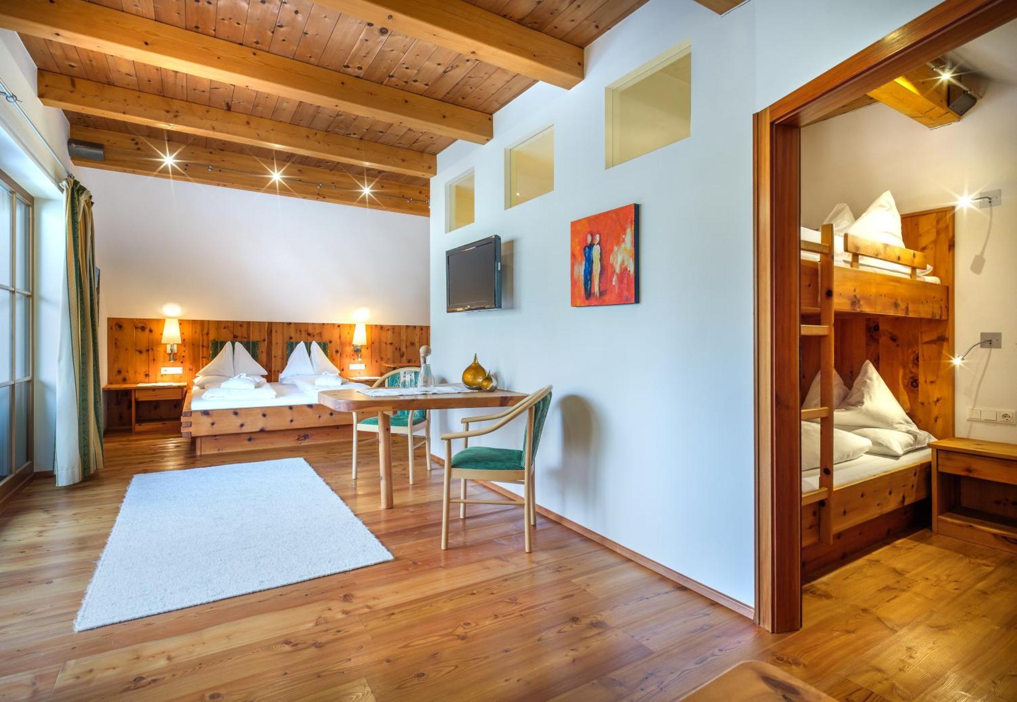 Hotel Haeuserl Im Wald ماريابفار المظهر الخارجي الصورة