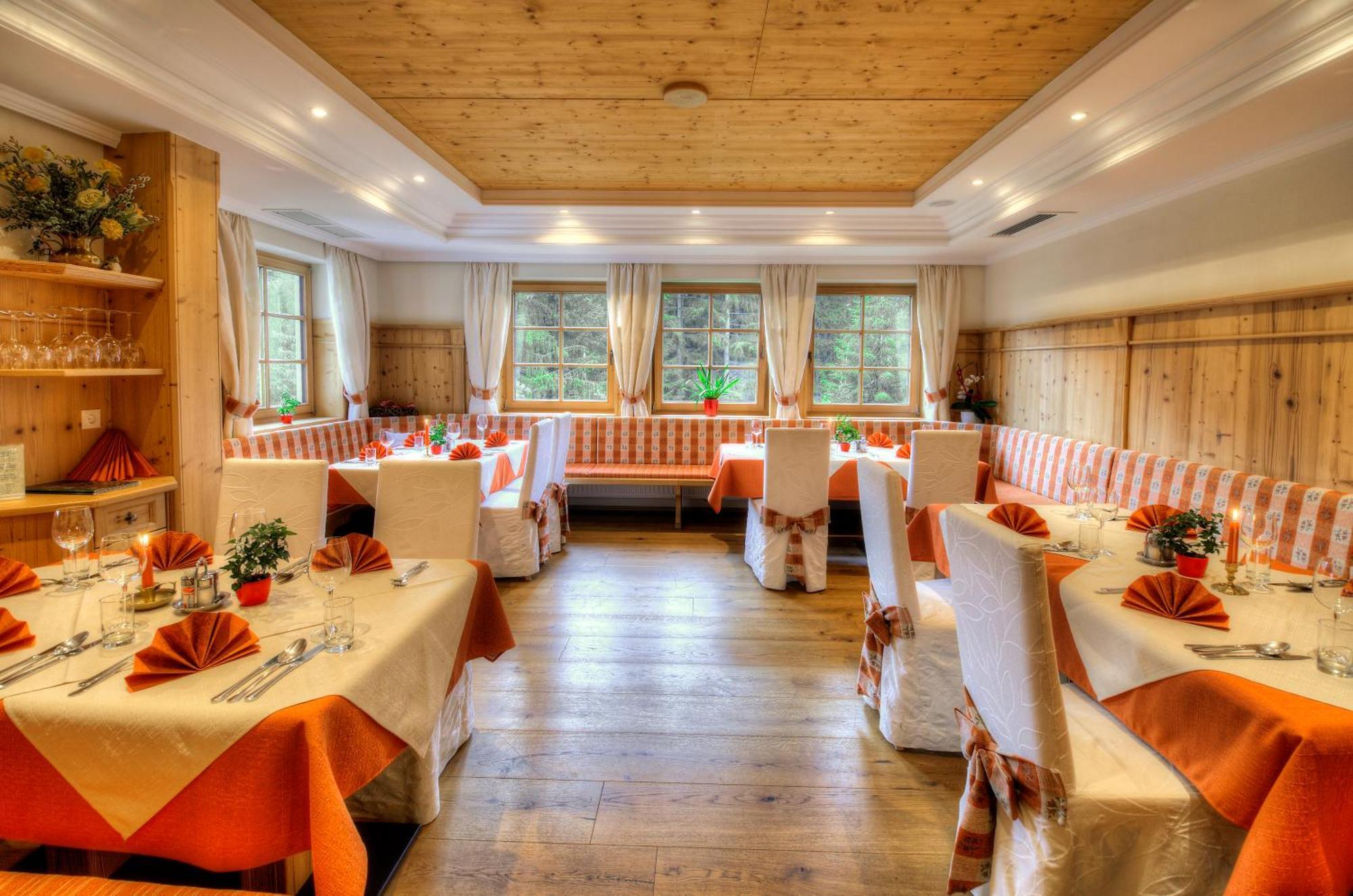 Hotel Haeuserl Im Wald ماريابفار المظهر الخارجي الصورة
