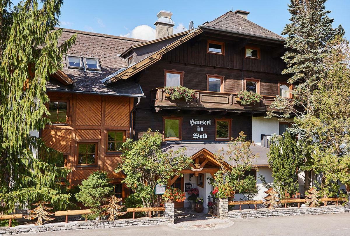 Hotel Haeuserl Im Wald ماريابفار المظهر الخارجي الصورة